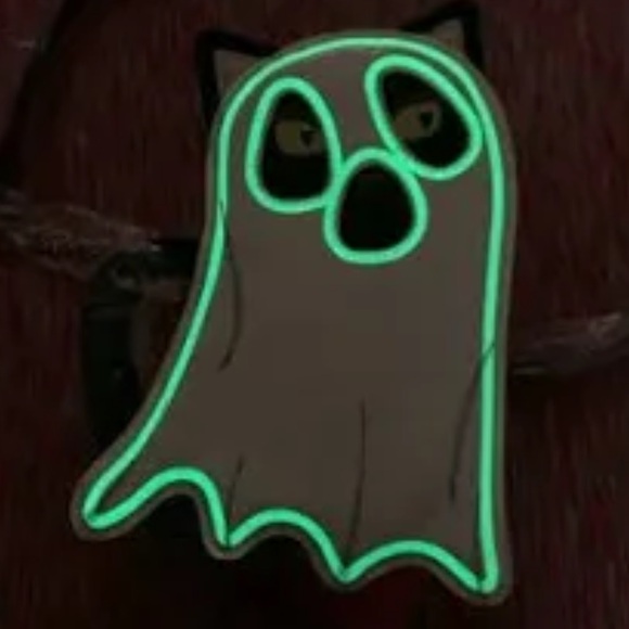 Betsy Johnson glow in the dark cat bag wearing ghost - Picture 2 of 7